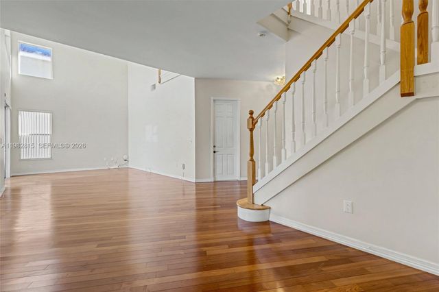 1560 Seagrape Way, Hollywood, FL 33019