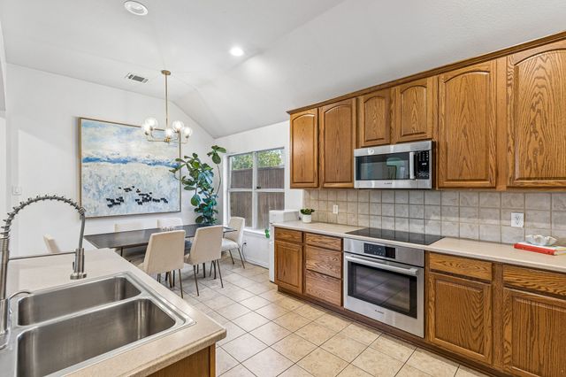 1616 Ponderosa Drive, Allen, TX 75002