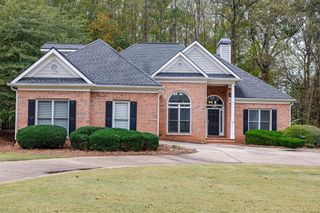5055 Hickory Hills NE Drive, Woodstock, GA 30188