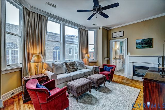 2209 Monument Ave, Richmond, VA 23220