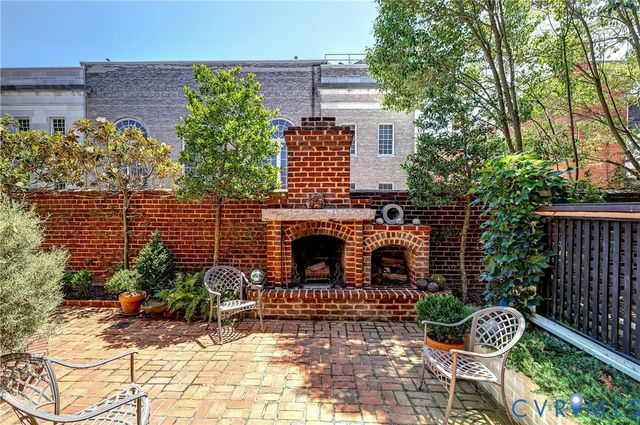 2209 Monument Ave, Richmond, VA 23220