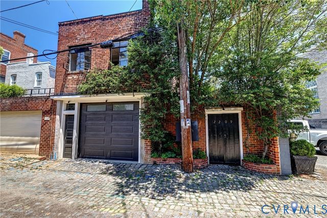 2209 Monument Ave, Richmond, VA 23220