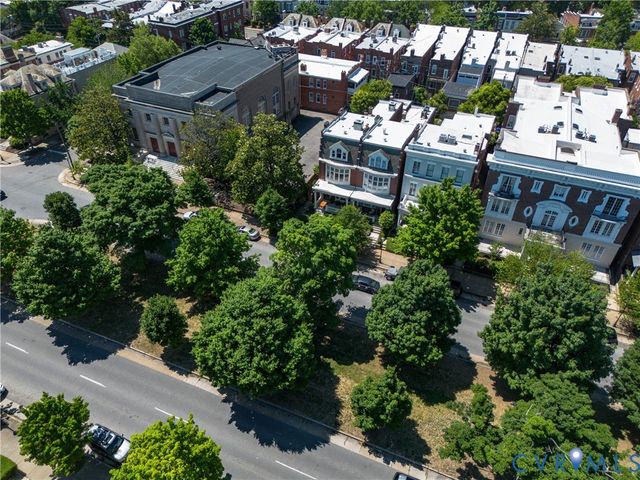 2209 Monument Ave, Richmond, VA 23220