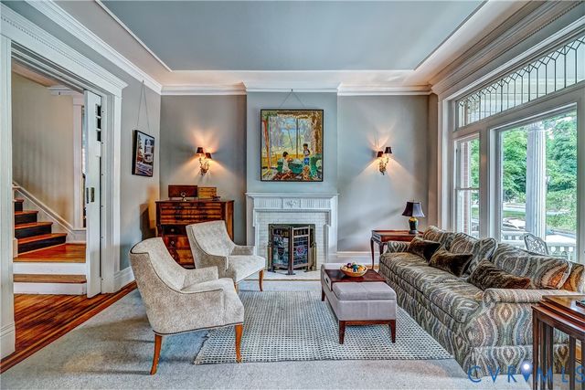 2209 Monument Ave, Richmond, VA 23220