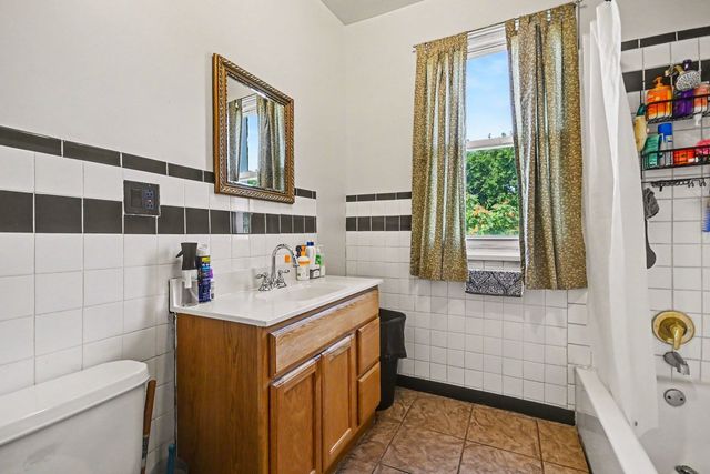 5171 W Bloomingdale Avenue, Chicago, IL 60639