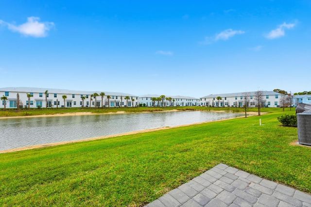 373 Salisbury Circle, Fort Pierce, FL 34982