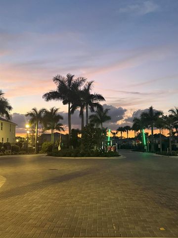 373 Salisbury Circle, Fort Pierce, FL 34982