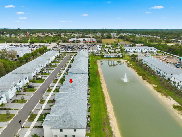 373 Salisbury Circle, Fort Pierce, FL 34982