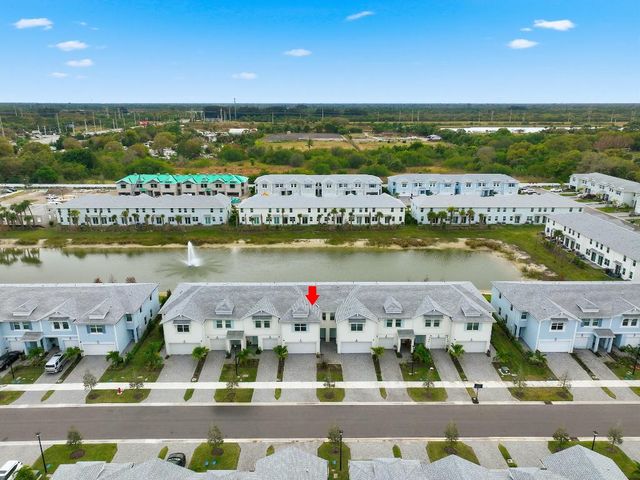 373 Salisbury Circle, Fort Pierce, FL 34982