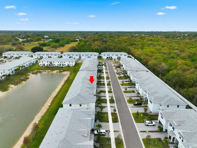 373 Salisbury Circle, Fort Pierce, FL 34982