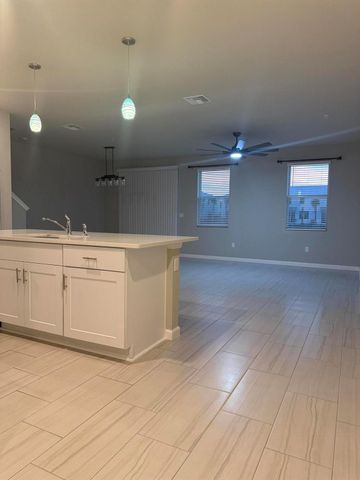 373 Salisbury Circle, Fort Pierce, FL 34982