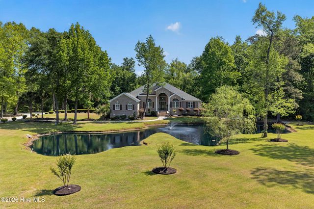 2519 High Valley Court NE, Bolivia, NC 28422