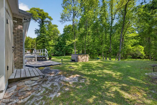 2519 High Valley Court NE, Bolivia, NC 28422