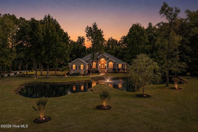 2519 High Valley Court NE, Bolivia, NC 28422
