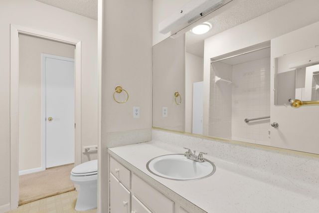 81 Family CIR, Hutto, TX 78634