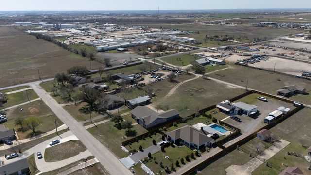 81 Family CIR, Hutto, TX 78634