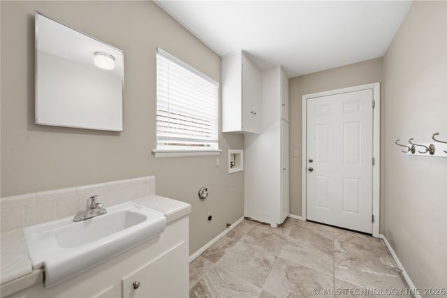 3764 E 48th Street, Tulsa, OK 74135