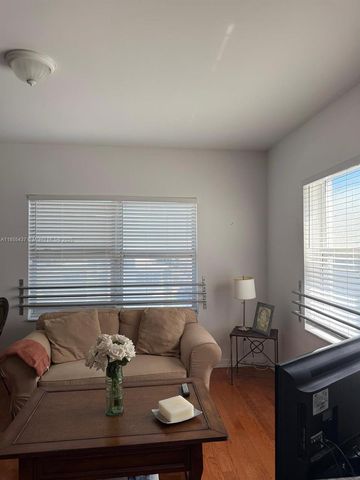 1542 Drexel Ave 301, Miami Beach, FL 33139