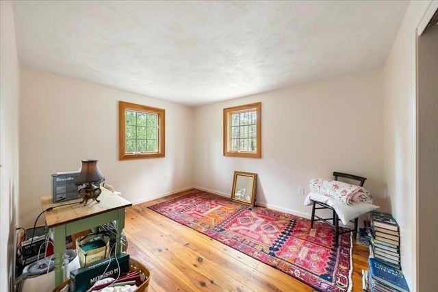 100 S Harbor Rd, Townsend, MA 01469