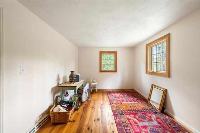 100 S Harbor Rd, Townsend, MA 01469
