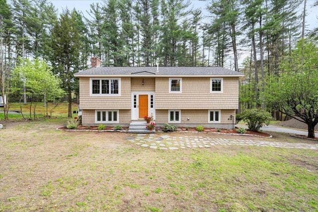 100 S Harbor Rd, Townsend, MA 01469