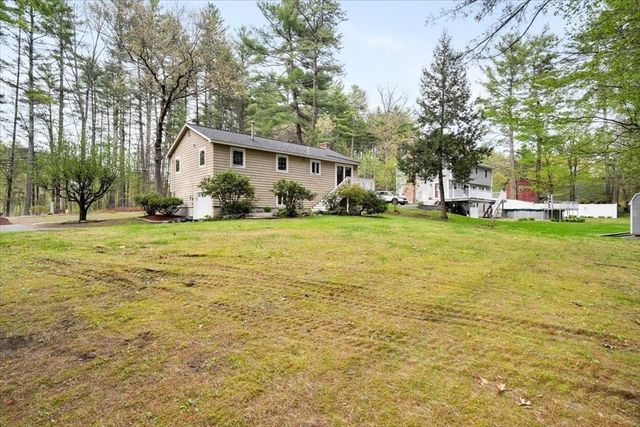 100 S Harbor Rd, Townsend, MA 01469