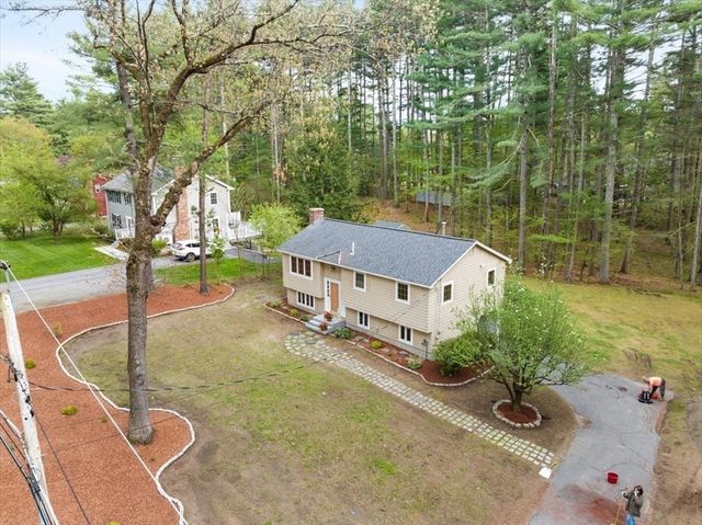 100 S Harbor Rd, Townsend, MA 01469