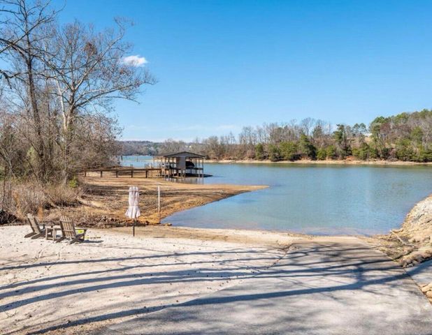 4542 Sailmaker Circle, Chattanooga, TN 37416