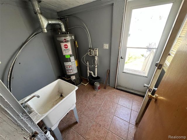 6819 Meadow Ave 6819 Meadow Avenue, Warren, MI 48091