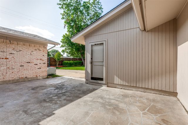 701 Brentwood Lane, Richardson, TX 75080