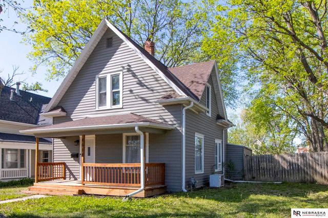 4618 Madison Avenue, Lincoln, NE 68504