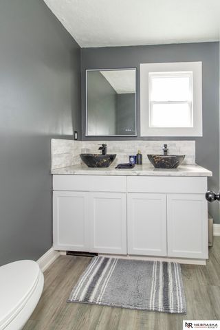4618 Madison Avenue, Lincoln, NE 68504