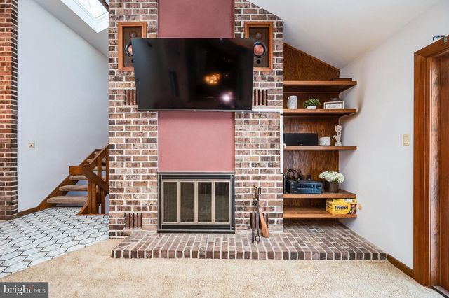 27 EAGLE LN, Reading, PA 19607