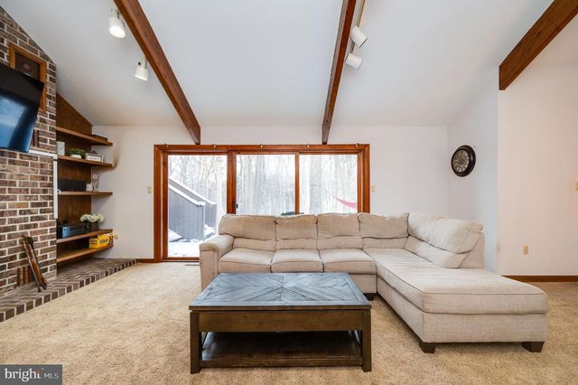 27 EAGLE LN, Reading, PA 19607