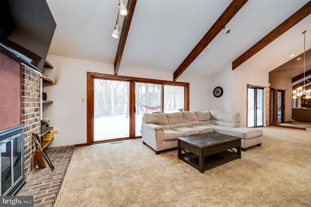 27 EAGLE LN, Reading, PA 19607