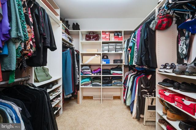 27 EAGLE LN, Reading, PA 19607