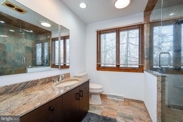 27 EAGLE LN, Reading, PA 19607