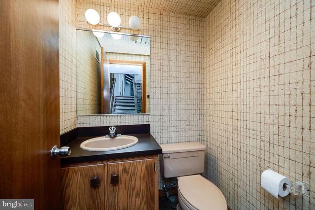 27 EAGLE LN, Reading, PA 19607