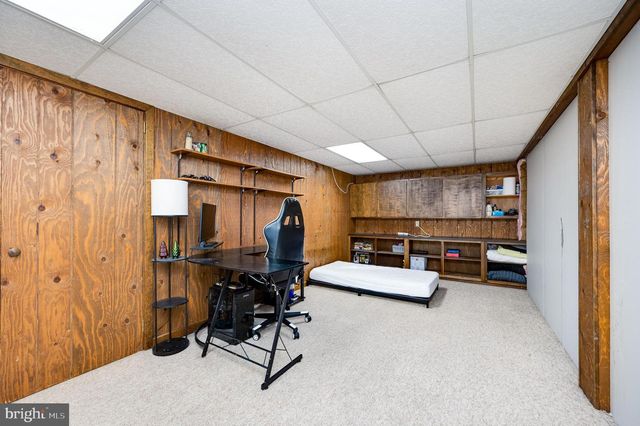 27 EAGLE LN, Reading, PA 19607