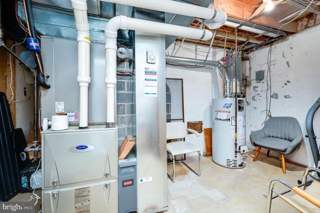 27 EAGLE LN, Reading, PA 19607