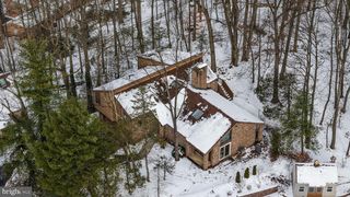 27 EAGLE LN, Reading, PA 19607