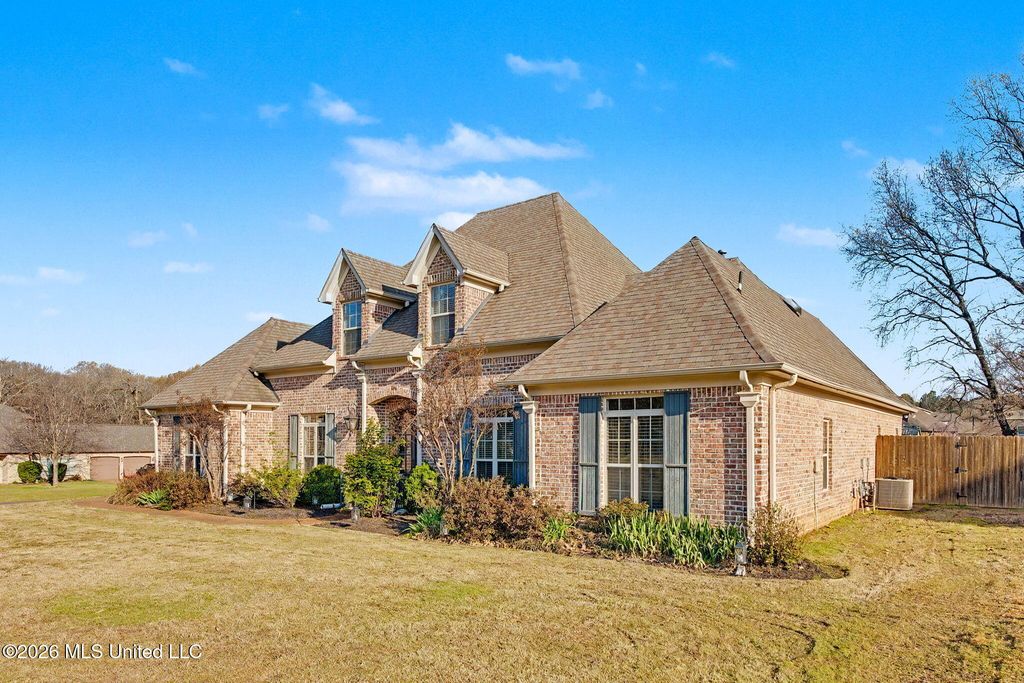 2964 Vanguard Drive, Hernando, MS 38632