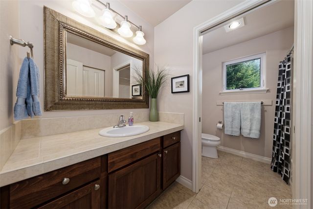 3780 NE North Shore Road, Belfair, WA 98528