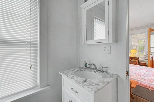 18 Diamond Street, St. Albans City, VT 05478