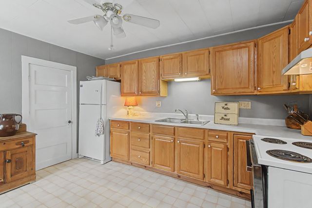 18 Diamond Street, St. Albans City, VT 05478