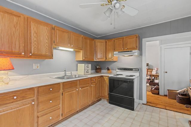 18 Diamond Street, St. Albans City, VT 05478