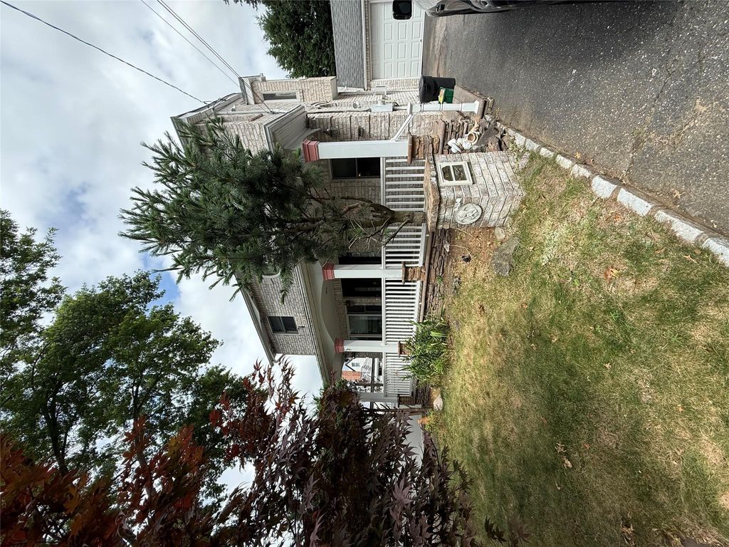 1815 Maurice Avenue, East Meadow, NY 11554