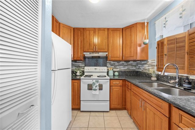 95-658 Hanile Street C201, Mililani, HI 96789
