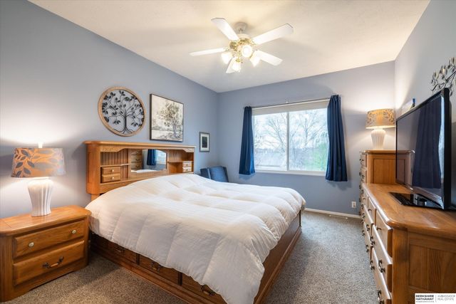 4981 S 190th Avenue, Omaha, NE 68135