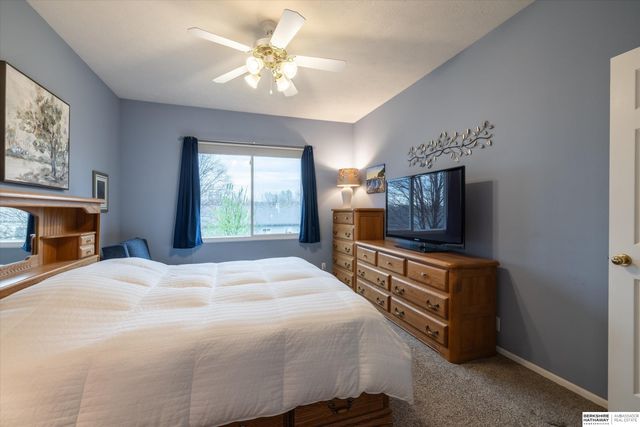 4981 S 190th Avenue, Omaha, NE 68135